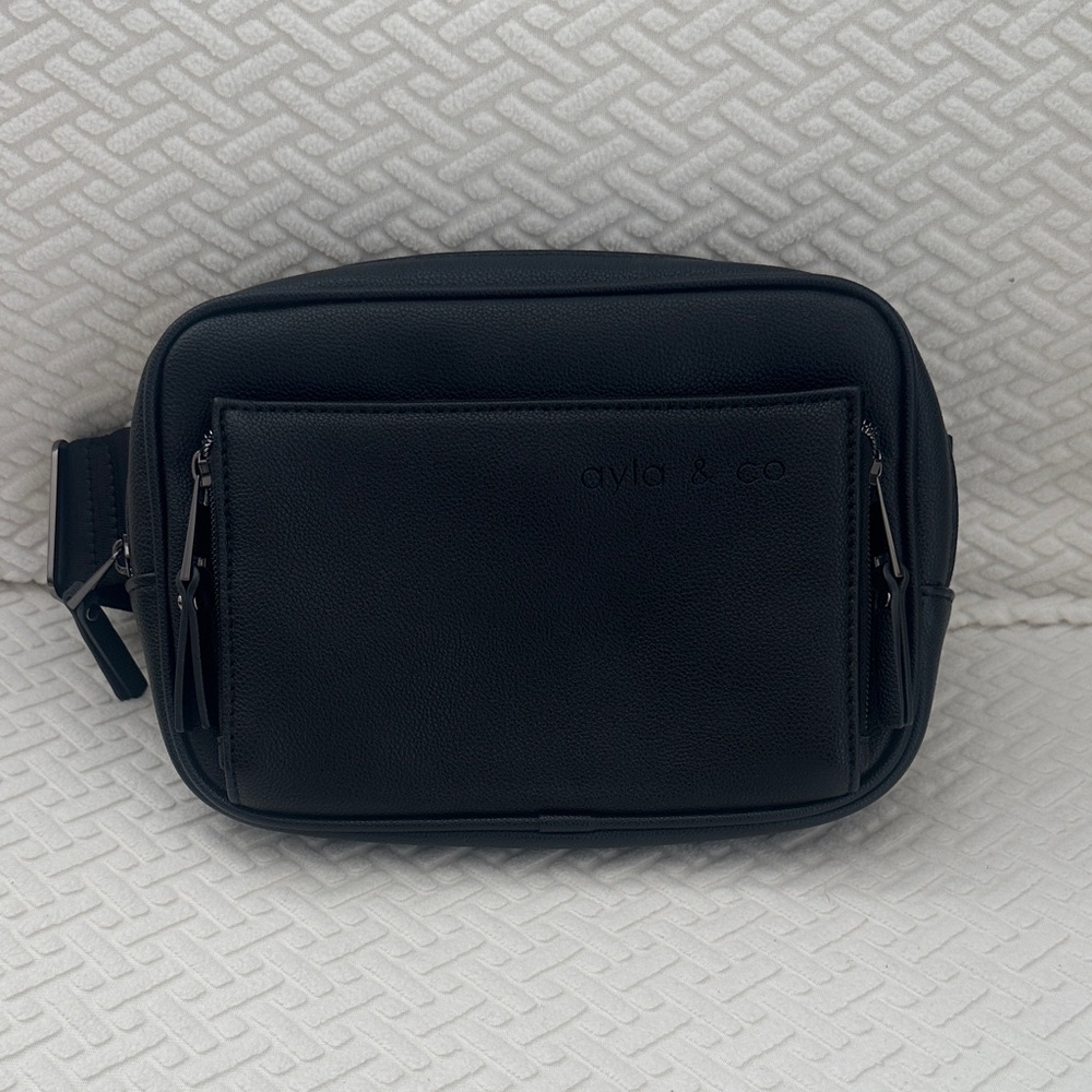 Ayla & Co Fanny Pack Black